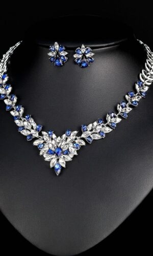 Glamorous Leaf-inspired Jewelry Set: Perfect for Weddings and Parties, Leaves Jewelry Sets for Women, Bridal Necklace Earrings Set, Wedding jewellery, Party Necklace