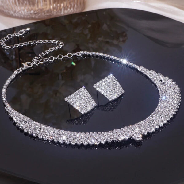 Shiny Necklace Earrings Set for Women, Party Jewellery set, Silver Necklace set, jewellery for gift