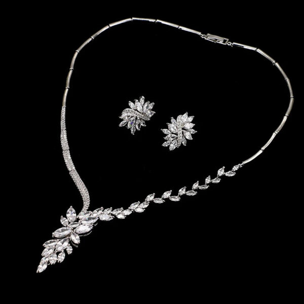 Cubic Zircon Jewelry Set for Women Stud Earrings and Necklace, Silver necklace, Wedding necklace set, Leaf style Wedding jewellery