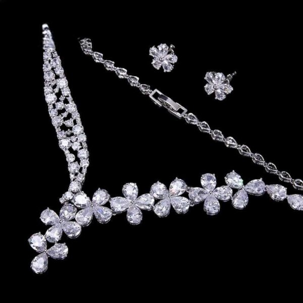 Cubic Zircon Jewelry Set for Women Stud Earrings and Necklace, Silver necklace, Wedding necklace set, Leaf style Wedding jewellery