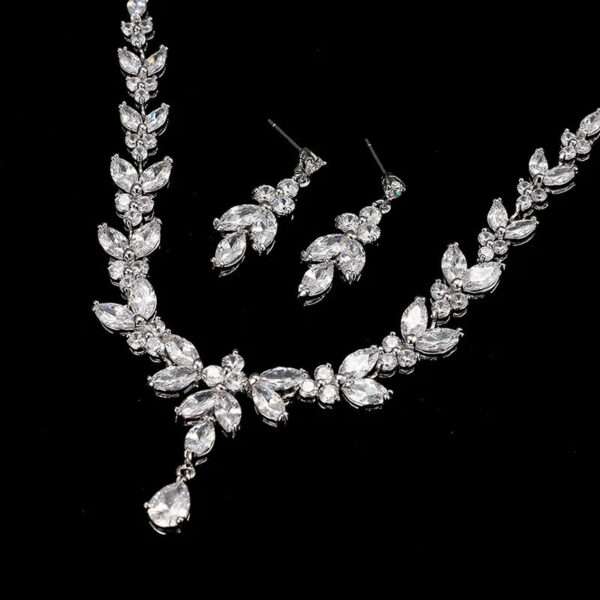 Silver Bridal necklace and earrings| Bridal jewelry set | Wedding necklace set| Leaf style Wedding jewellery for bride