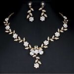 Bridal necklace and earrings| Bridal jewelry set | Wedding necklace set| Leaf style Wedding jewellery for bride