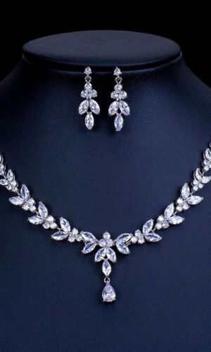 Silver Bridal necklace and earrings| Bridal jewelry set | Wedding necklace set| Leaf style Wedding jewellery for bride