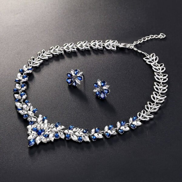 Glamorous Leaf-inspired Jewelry Set: Perfect for Weddings and Parties, Leaves Jewelry Sets for Women, Bridal Necklace Earrings Set, Wedding jewellery, Party Necklace